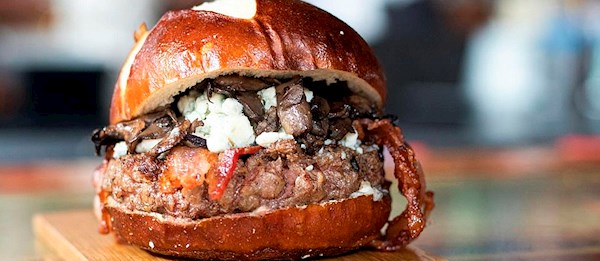 Kuma's Corner – The Best Burgers on the Planet