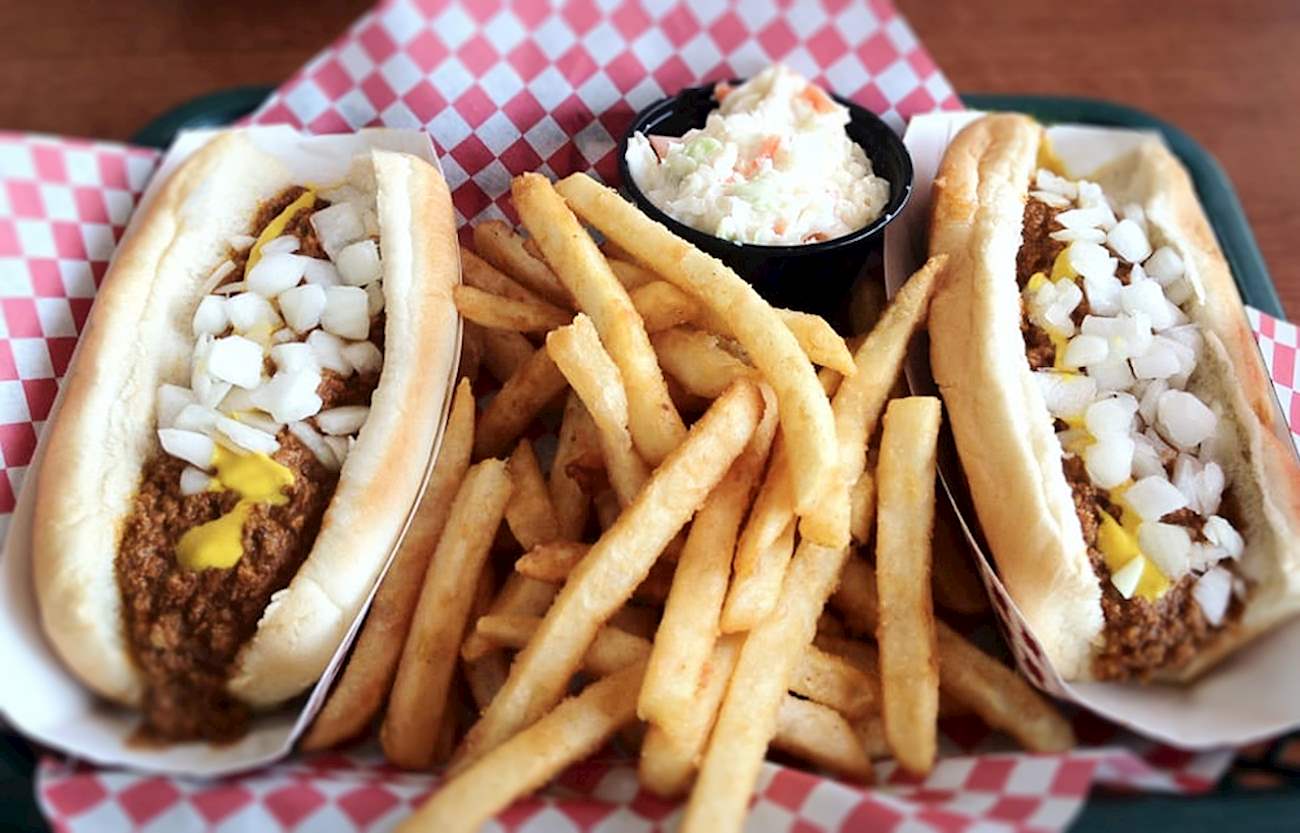 michigan-hot-dog-in-gus-red-hots-tasteatlas-recommended-authentic