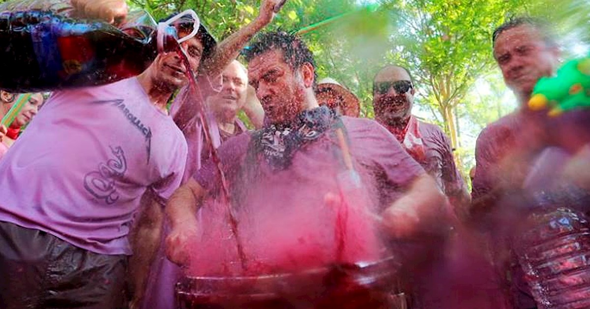 La Batalla del Vino | Food fight festival in Haro | Where? What? When?