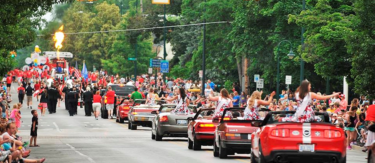 National Cherry Festival Fruit Festival In Traverse City Where 