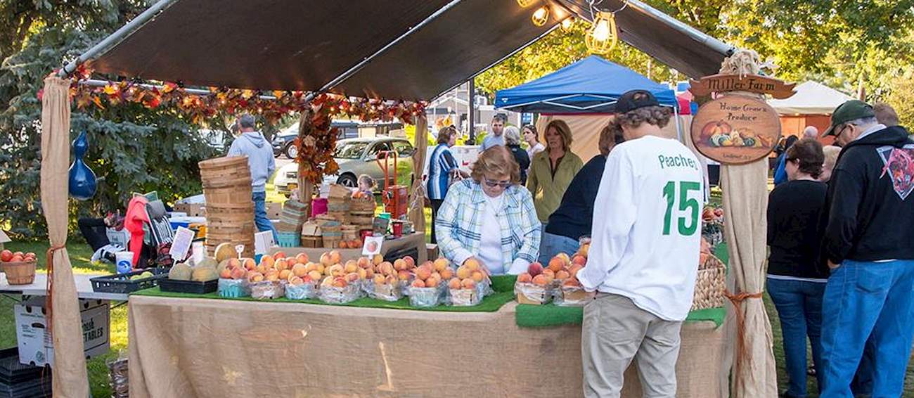 Niagara County Peach Festival Fruit festival in Lewiston Where