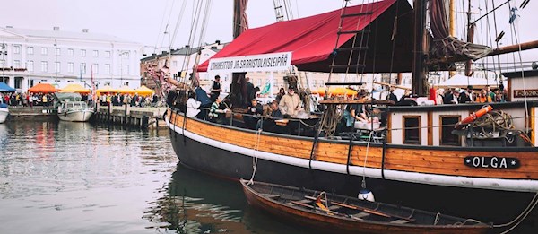 Helsinki Baltic Herring Market | Seafood festival in Helsinki | Where?  What? When?