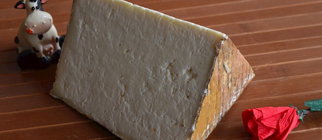 Italian Washed Rind Cheeses: 17 Washed Rind Cheese Types in Italy ...
