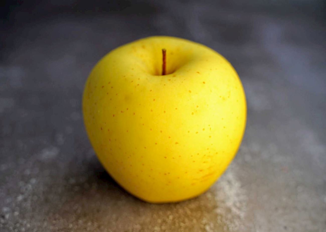 6 Best Apples in Japan - TasteAtlas