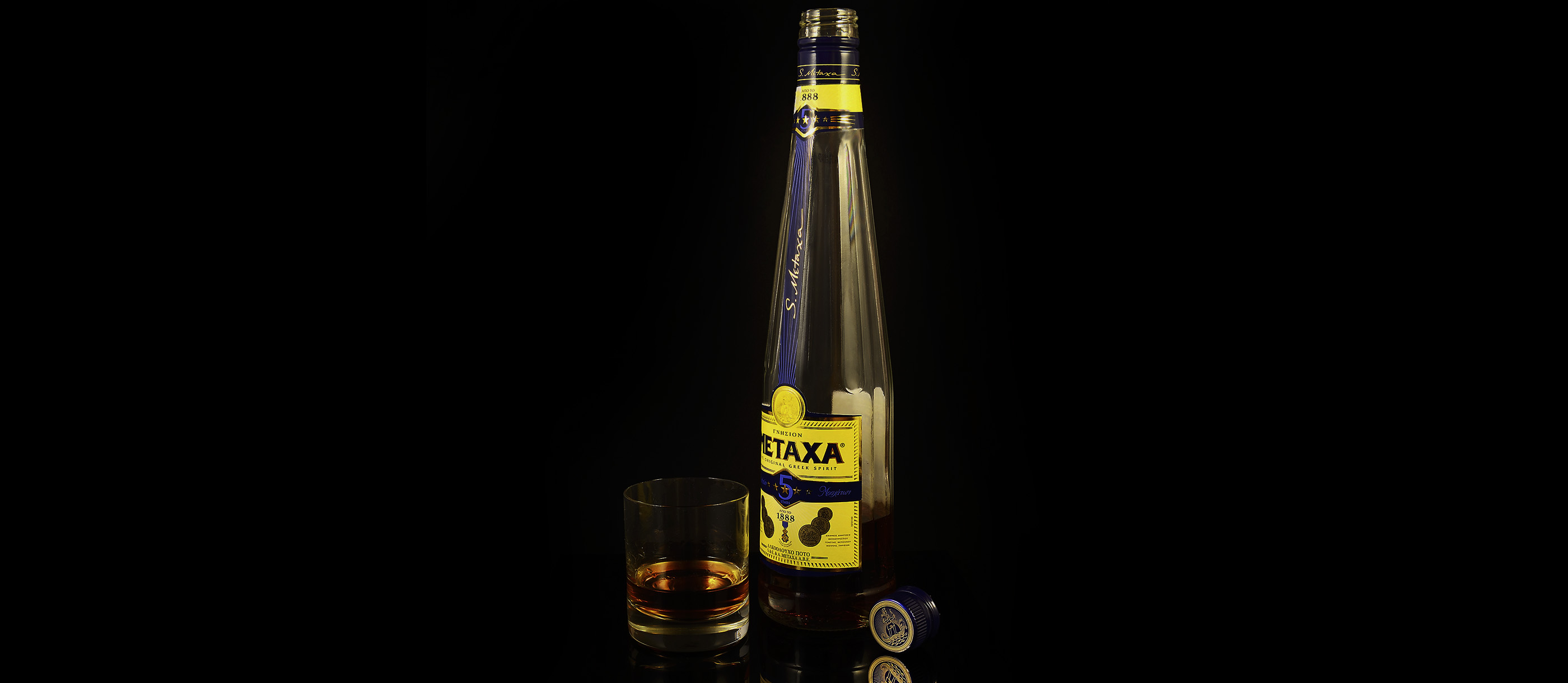 8-most-popular-greek-spirits-tasteatlas