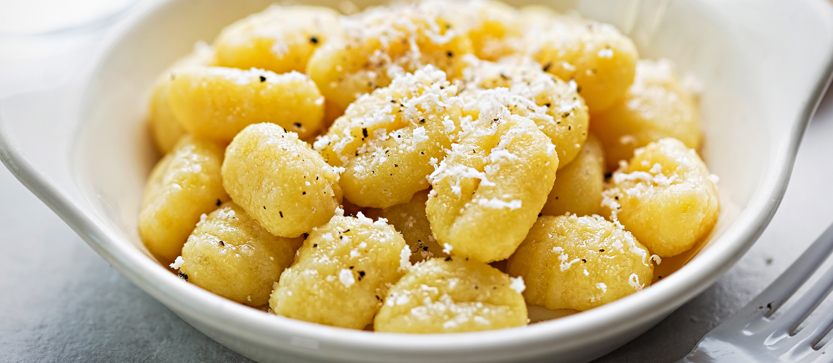 Клецки куриные рецепт. Ньокки (итал. Gnocchi) — итальянские клецки,. Gnocchi картофельные. Картофельные клецки ньокки. Клёцки картофельные ньокки.