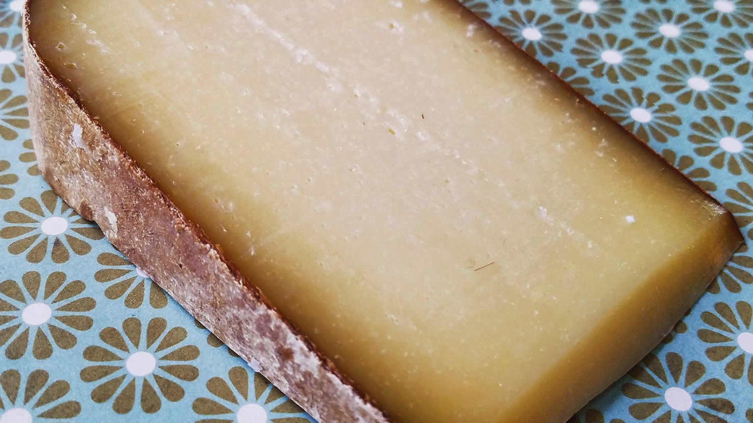 4 Best Natural Rind Cheeses in Georgia - TasteAtlas
