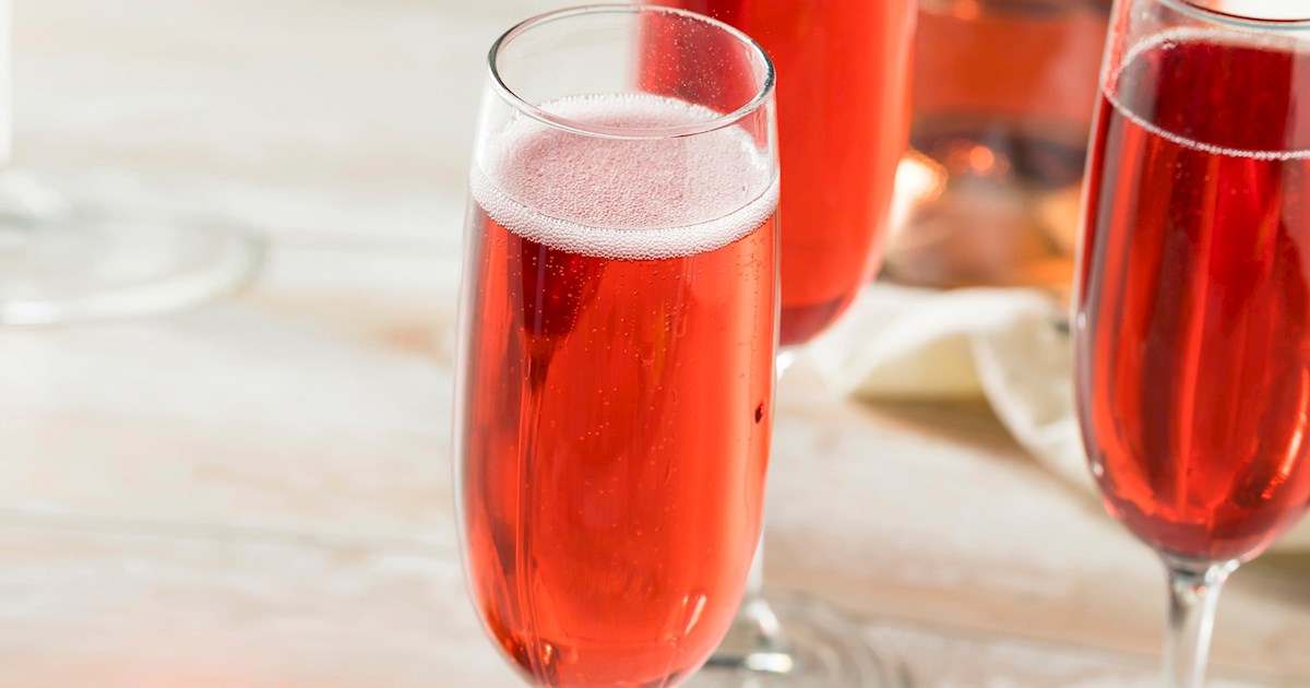 Kir Pétillant | Local Wine Cocktail From France, Western Europe