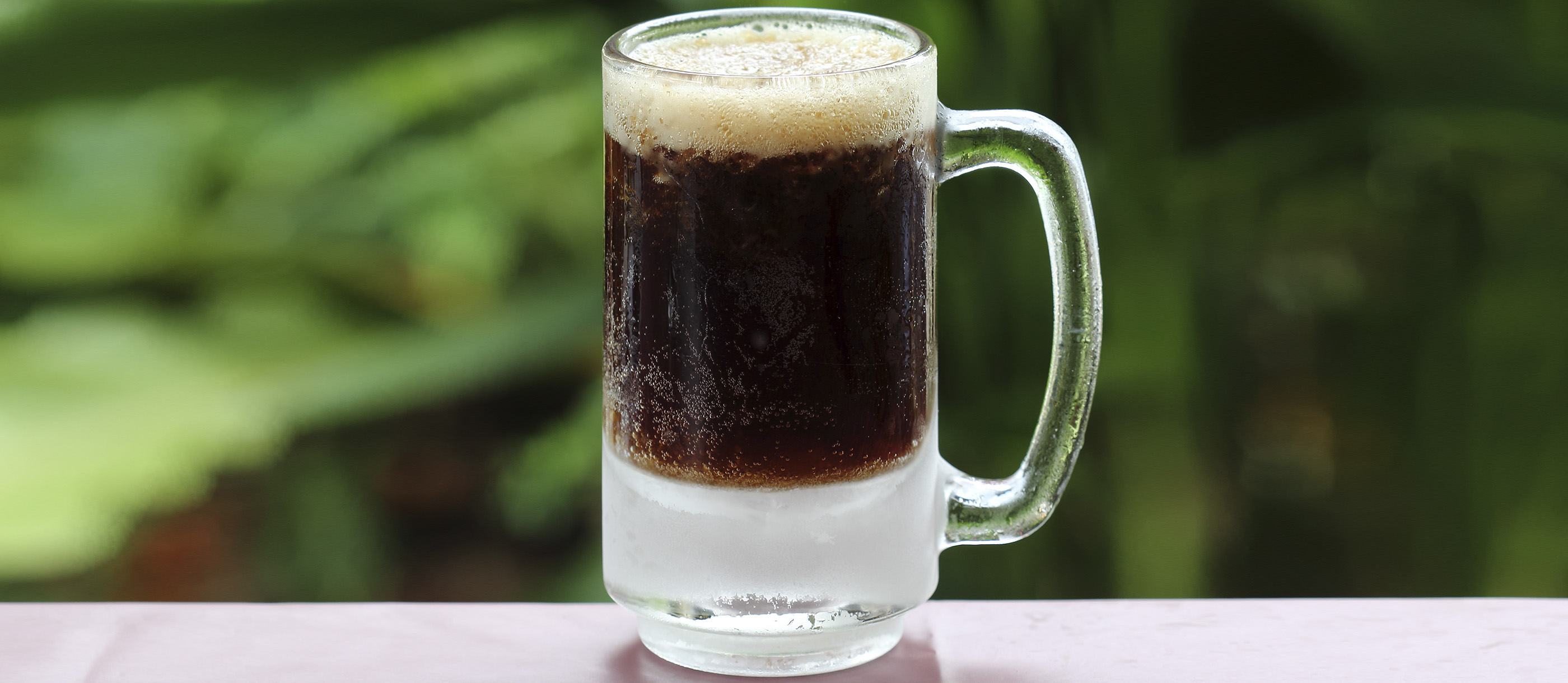 root-beer-local-non-alcoholic-beverage-from-united-states-of-america