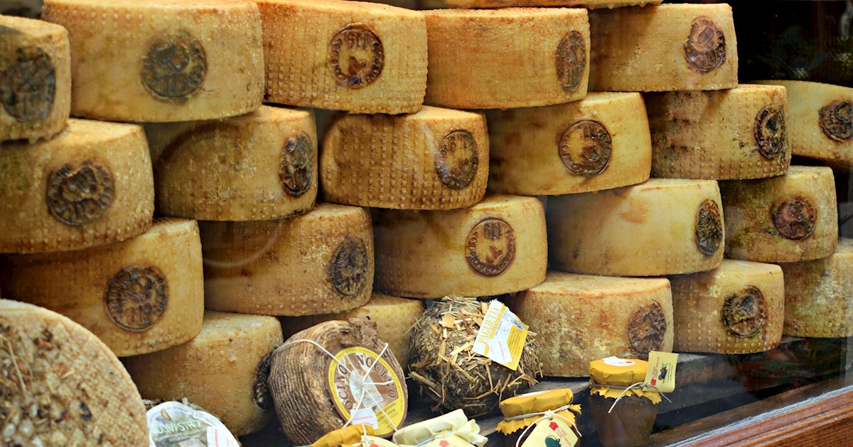 4 Best Raw Milk Cheeses in Tuscany TasteAtlas