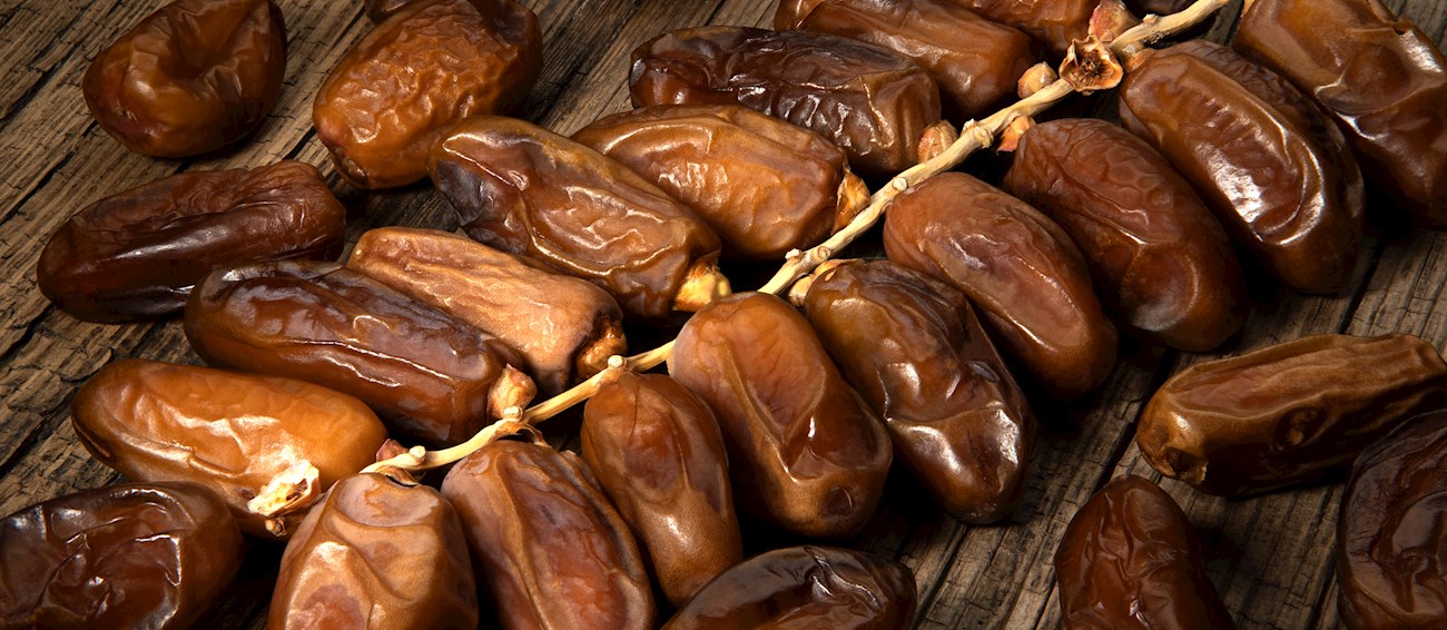 3 Most Popular Iraqi Fruits (Types and Products) TasteAtlas