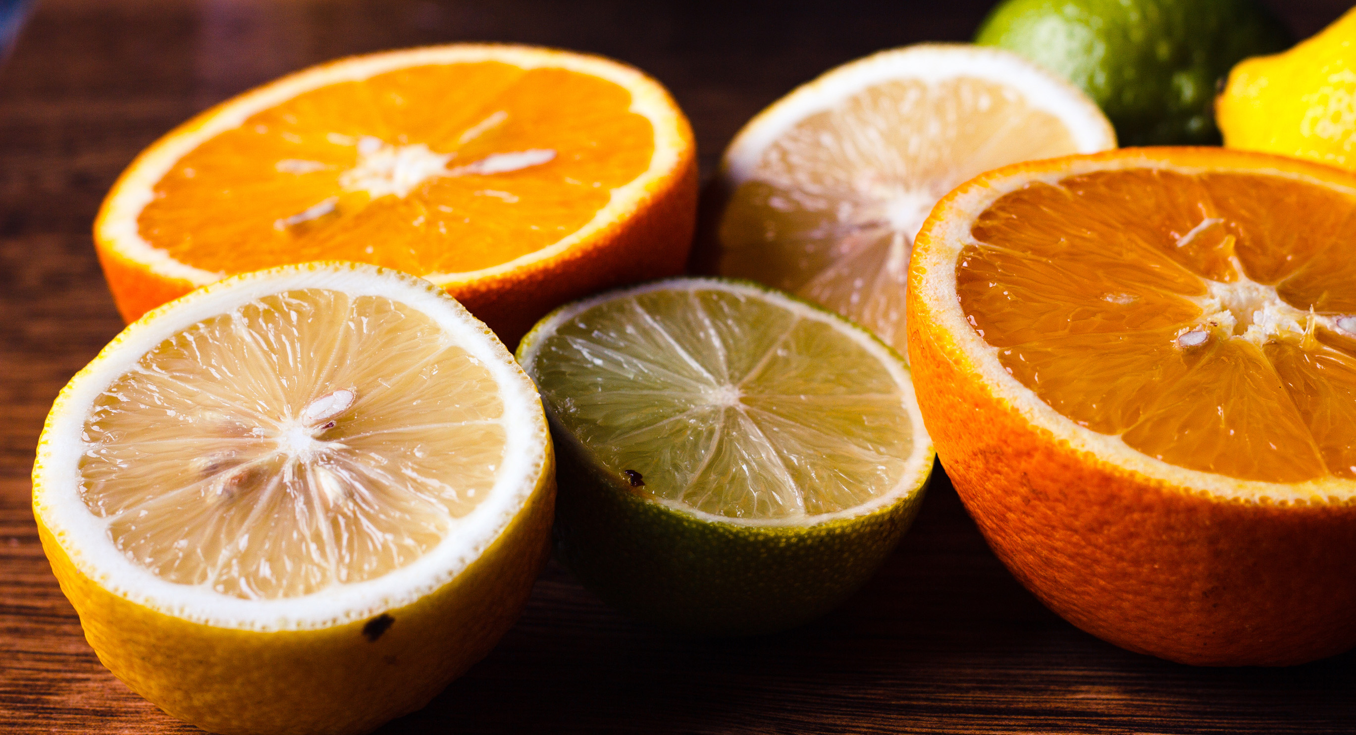 varieties of citrus fruit