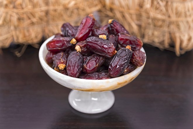 Saudi Dates: 8 Dates Types in Saudi Arabia | TasteAtlas