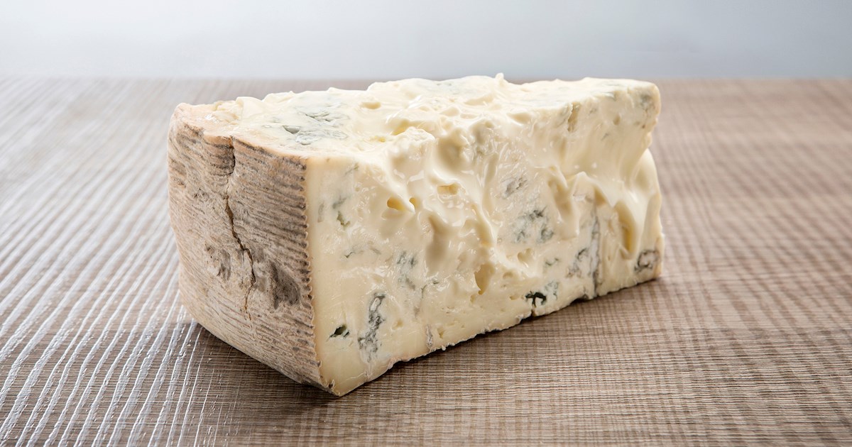 TRADITIONAL GORGONZOLA PDO CHEESE