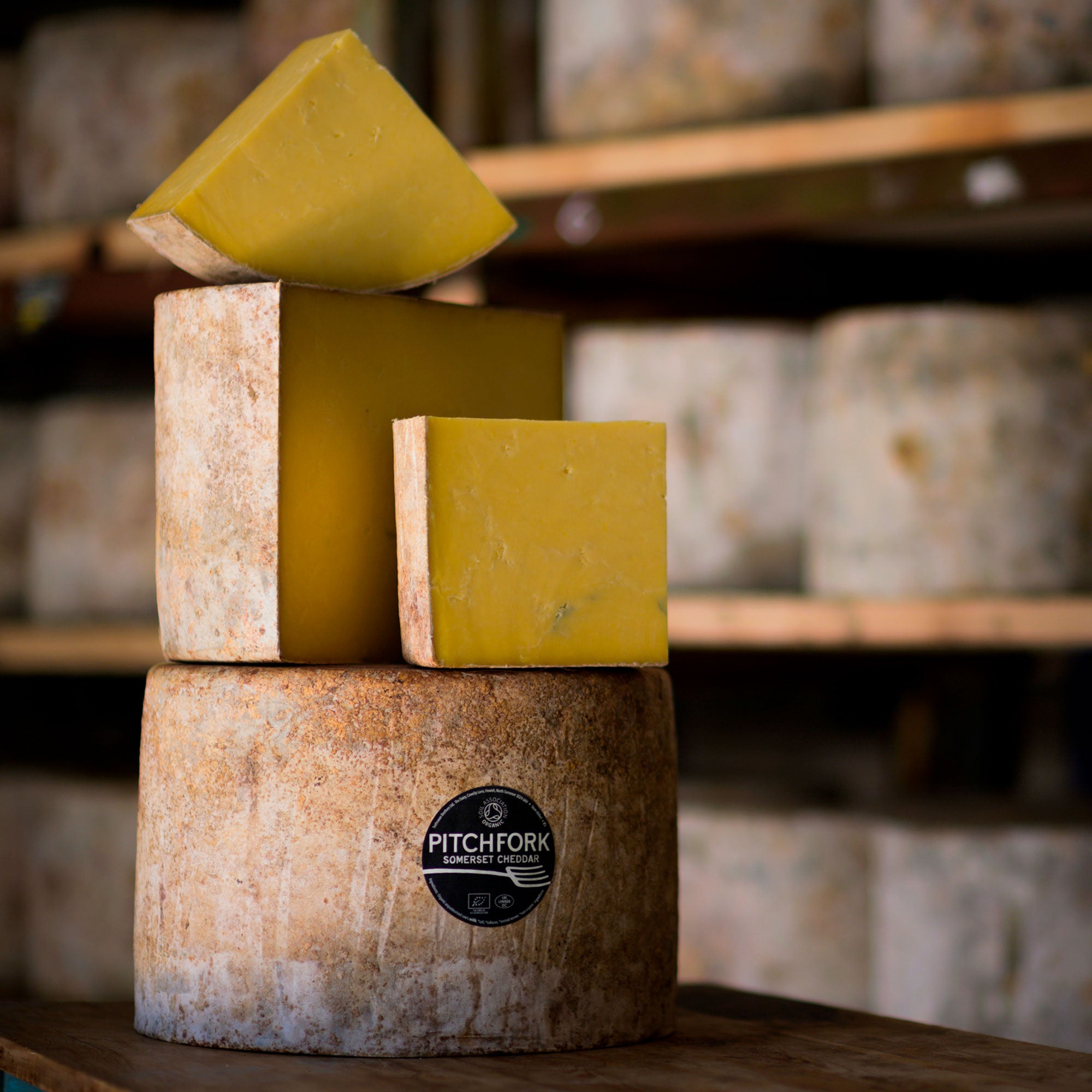 Trethowan Brothers Organic, Unpasteurised, Cheddar - Best Gourmet ...