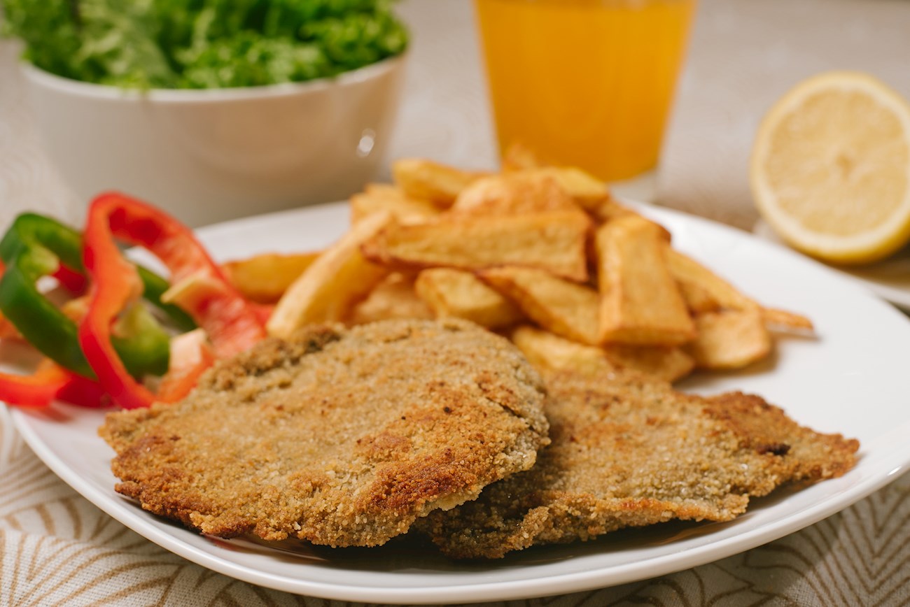 Milanesa Authentic Recipe | TasteAtlas How To Cook Milanesa Without Breading