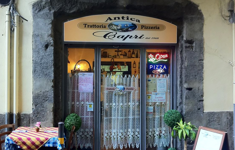 Где поесть в Неаполе — кафе, пиццерии, рестораны