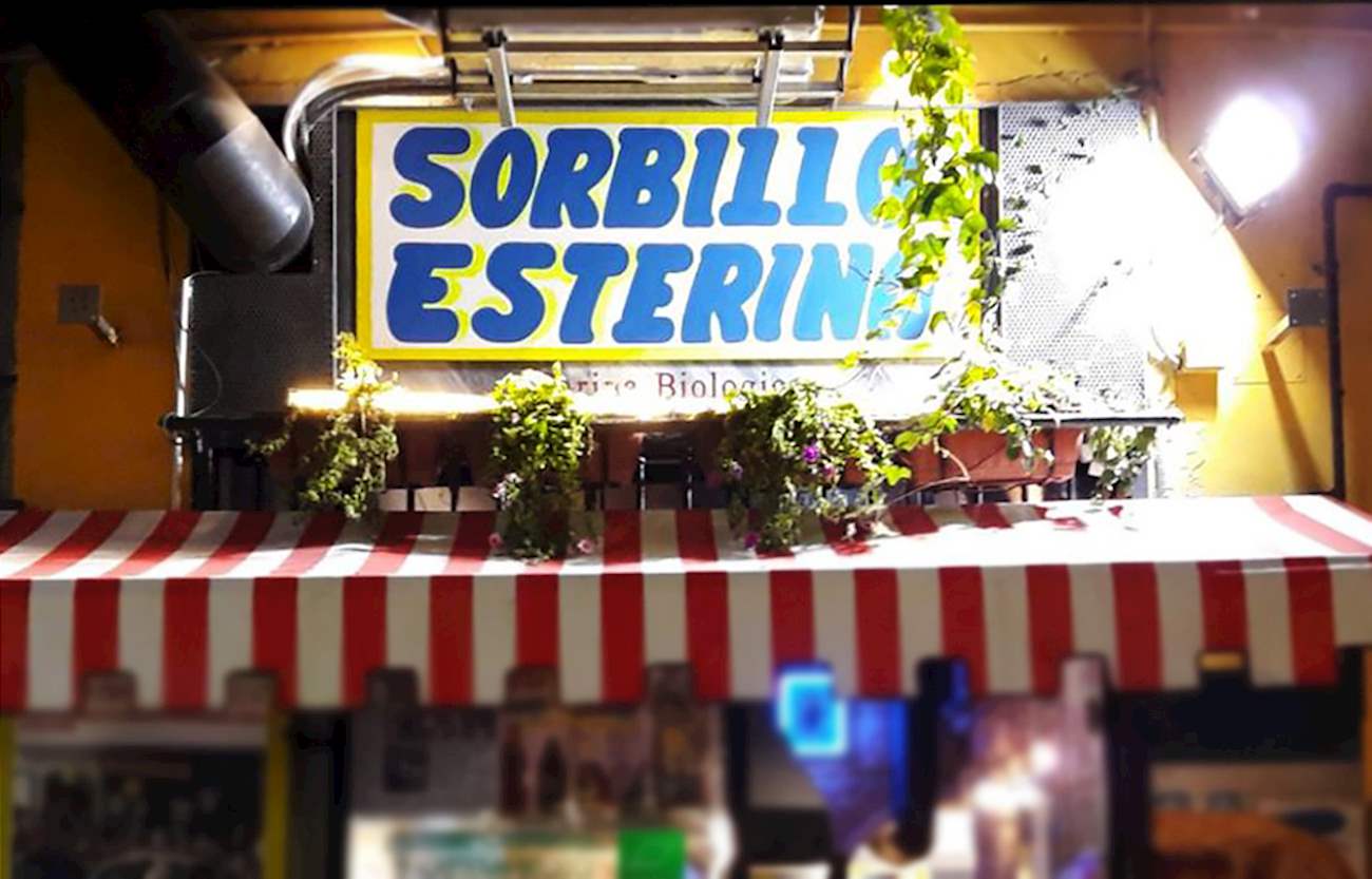 Antica Pizza Fritta da Zia Esterina Sorbillo TasteAtlas