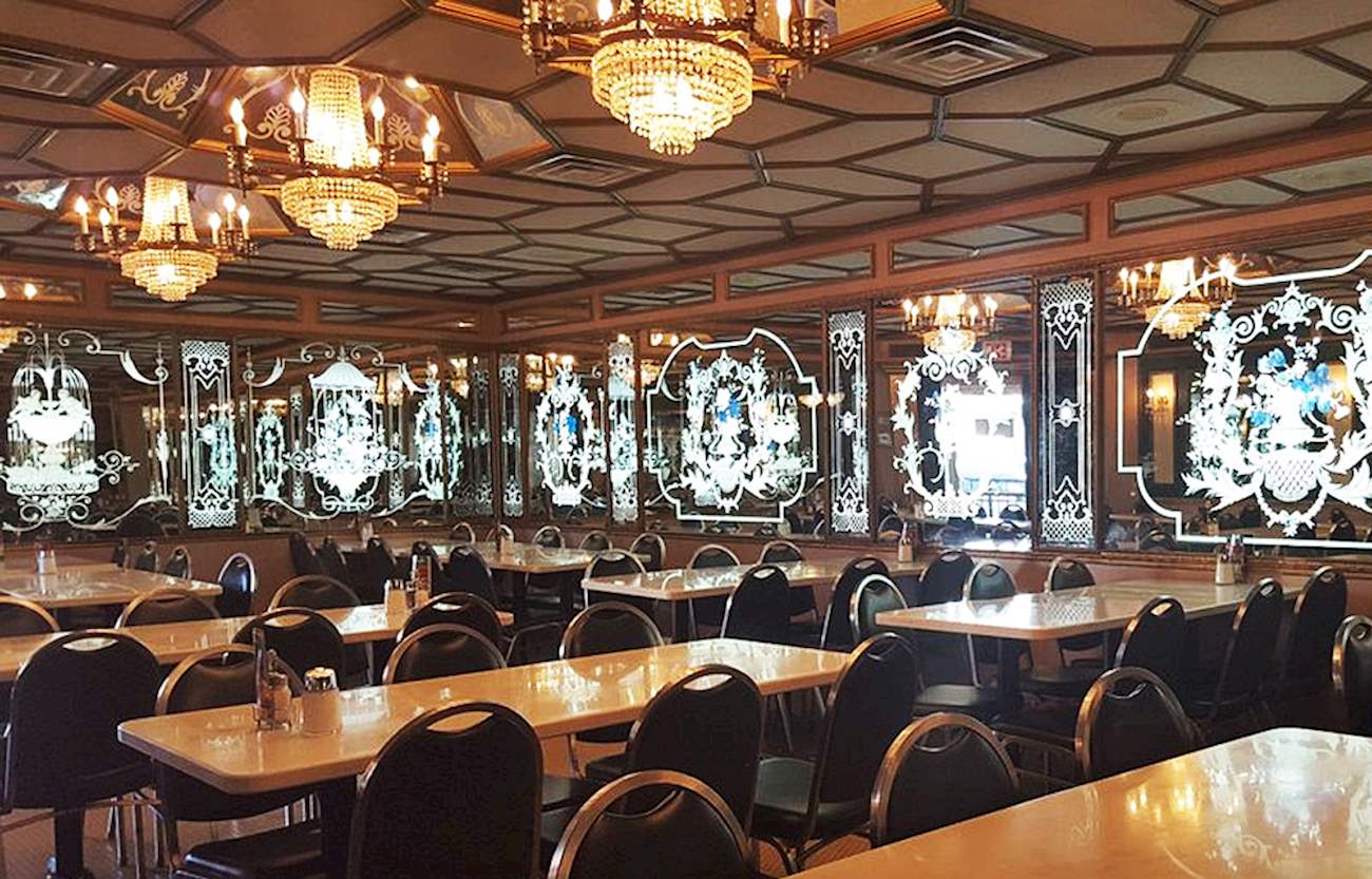 Versailles TasteAtlas authentic restaurants