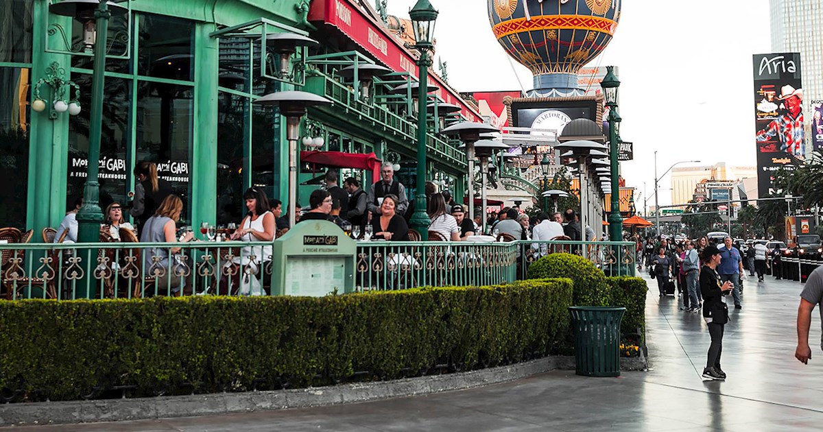 Mon Ami Gabi - French Restaurant. Paris Las Vegas.