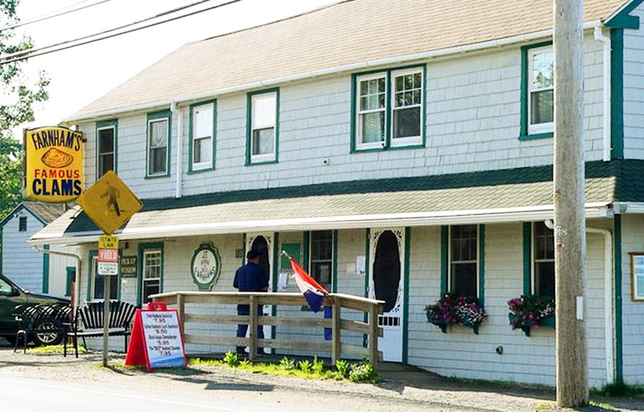 J.T. Farnham’s Seafood and Grill TasteAtlas authentic