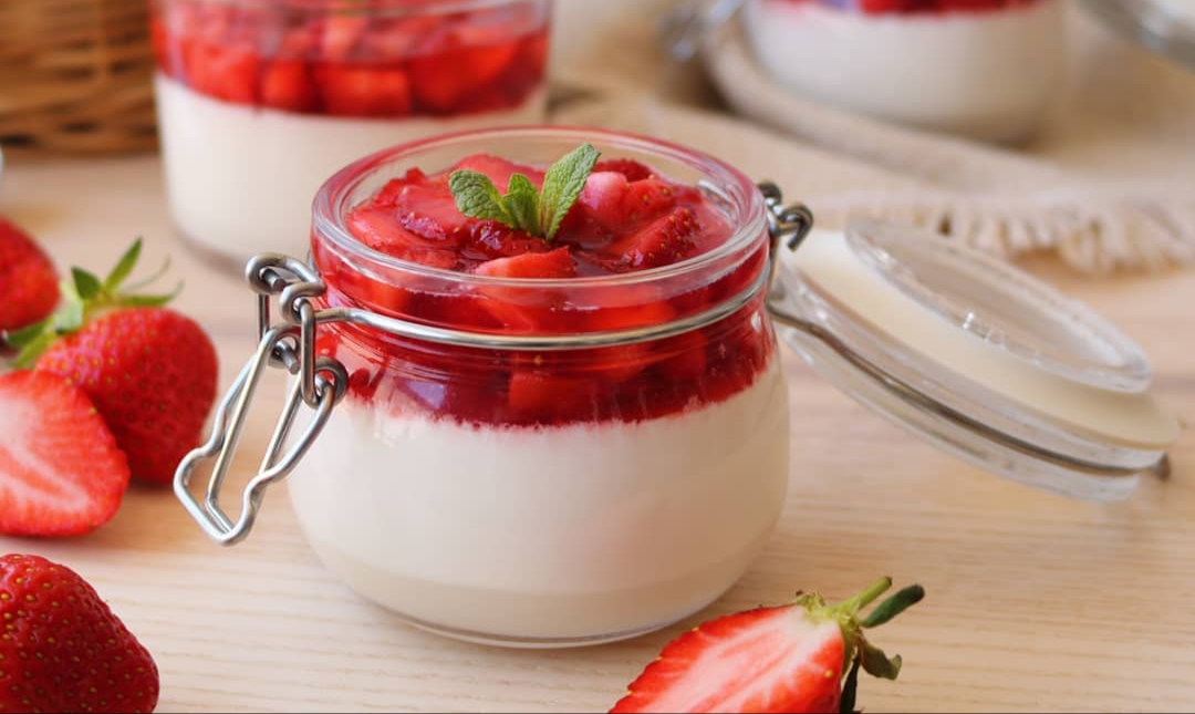 Panna Cotta Authentic Recipe | TasteAtlas