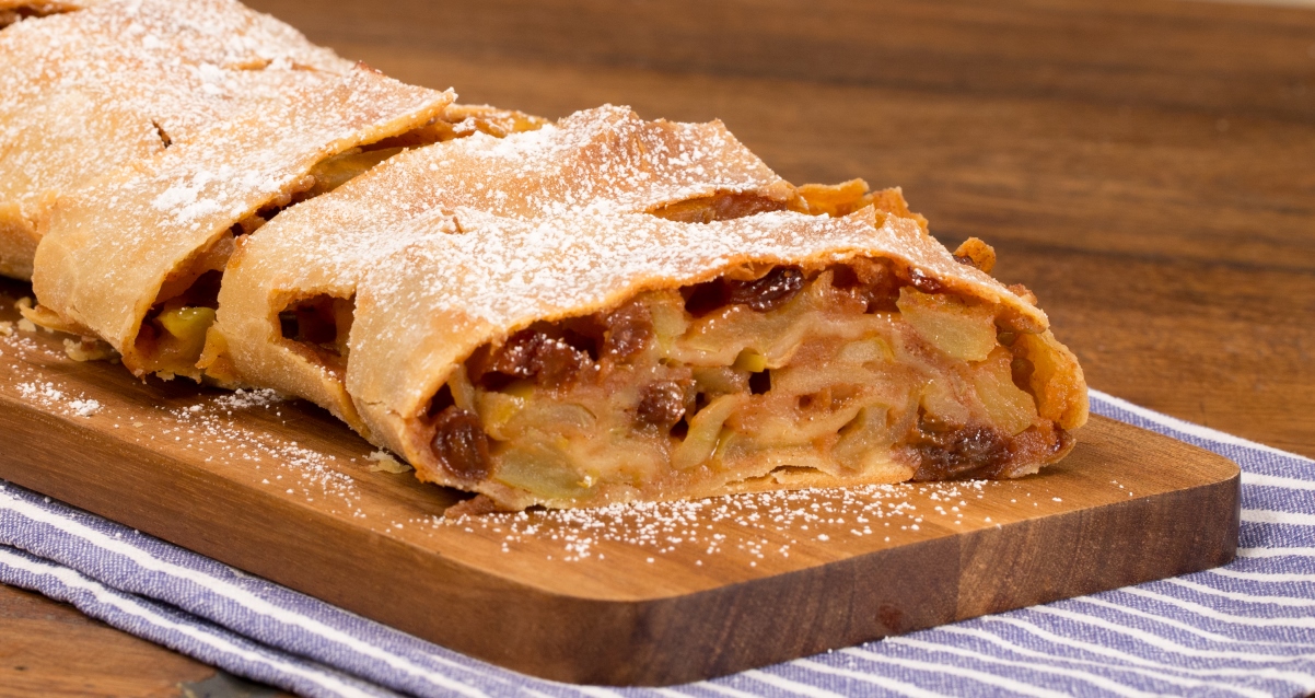 Apfelstrudel | Traditional Sweet Pastry From Vienna, Austria