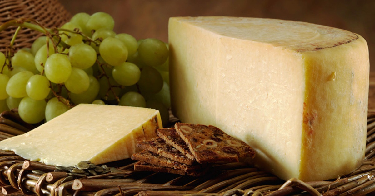 Beacon Fell Traditional Lancashire Cheese | Local Cheese From Ribble